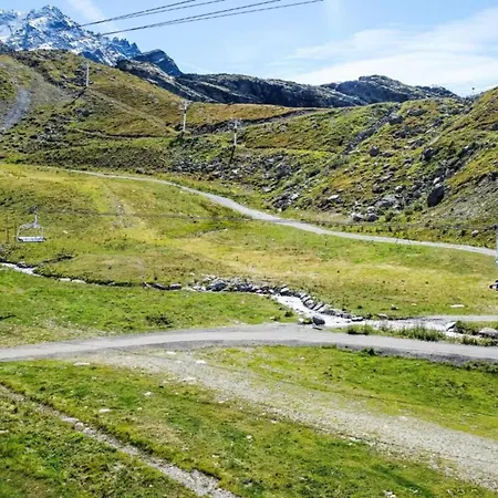 In Near Slopes Val Thorens